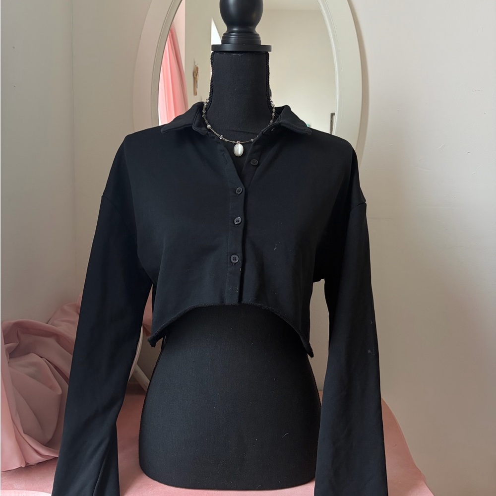 All the Ways Black Button-Up Crop Top